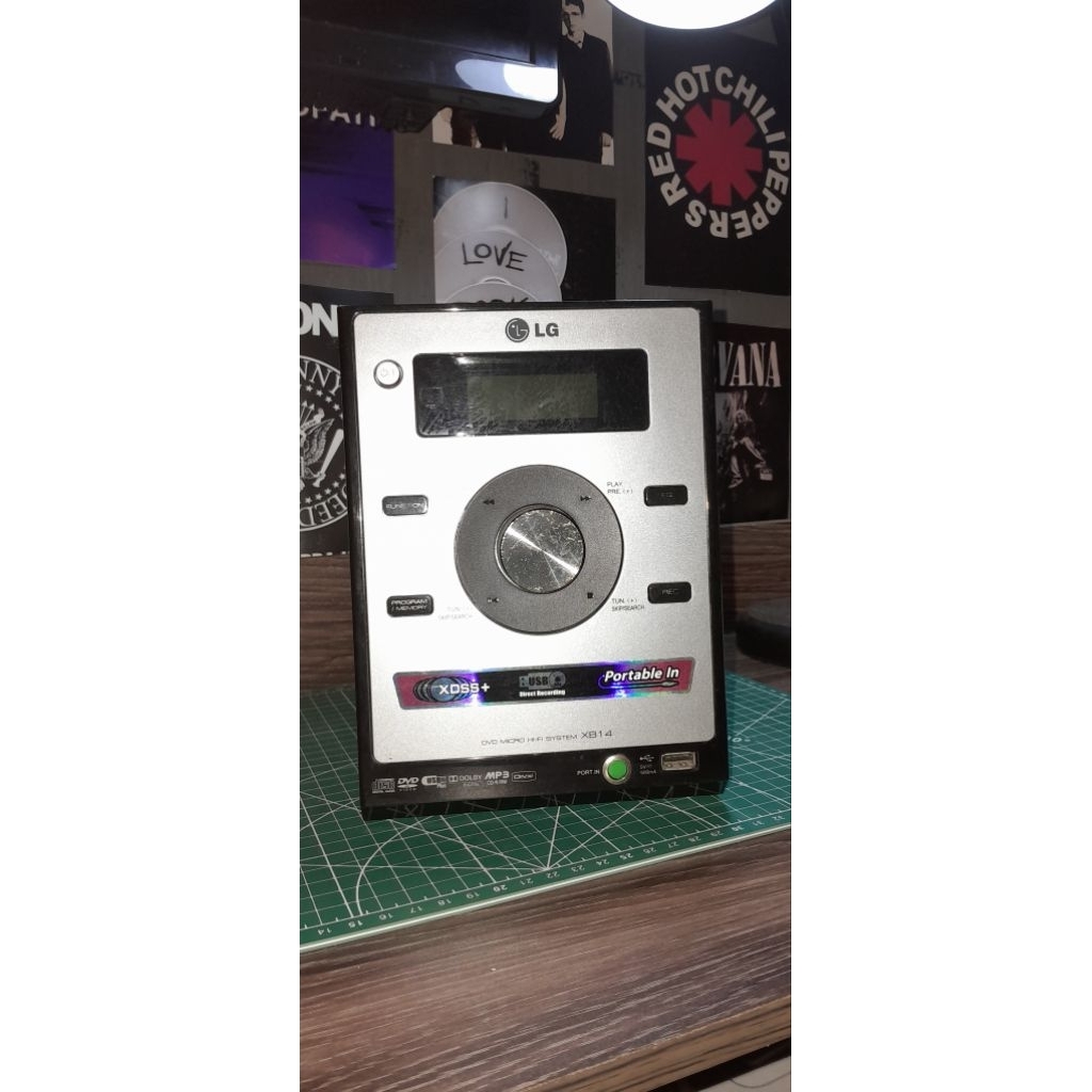 LG MINI HIFI SYSTEM