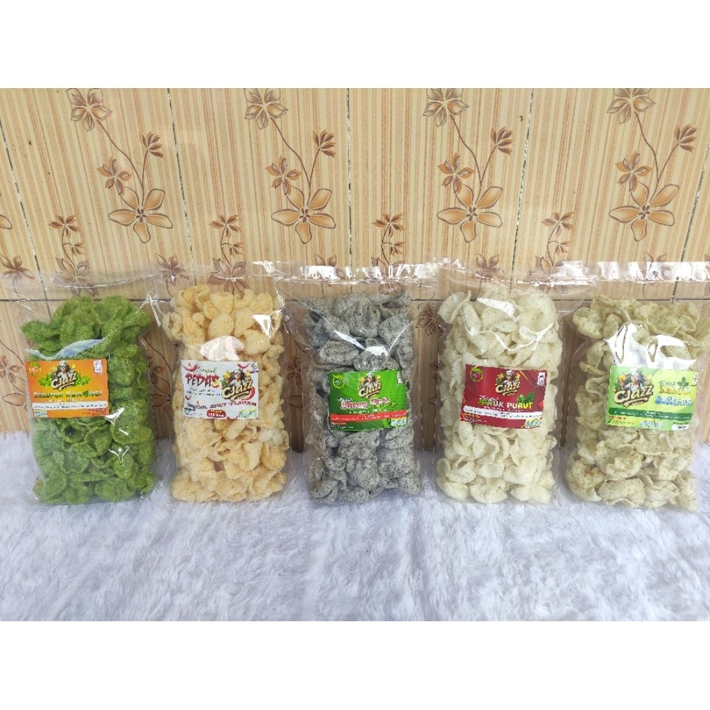 

Kerupuk Aneka Rasa / Kerupuk Kemangi / Kerupuk Daun Kelor / Kerupuk Klaras / Kerupuk Jeruk Purut Home Made