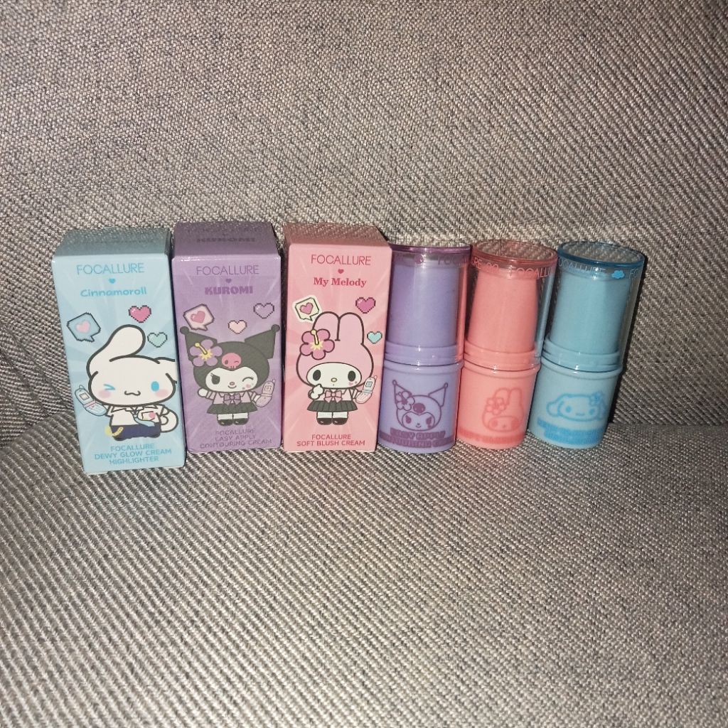 Preloved FOCALLURE × SANRIO 3 PCS SET Highlighter Blush Contour Limited Edition