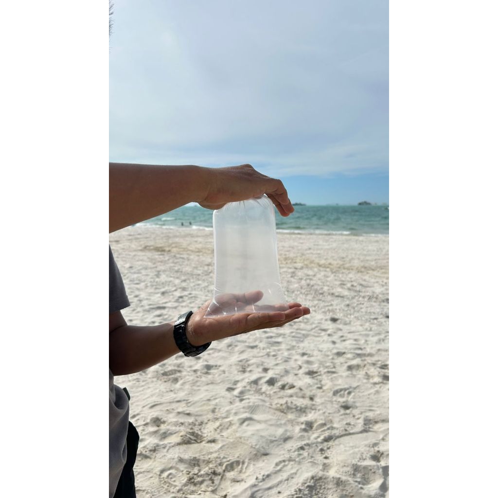 

Udara Laut Asli Segar dari Pantai Alami Sungailiat, Bangka