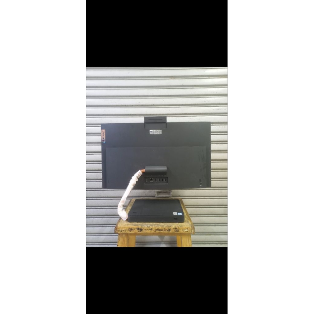 ALL IN ONE LENOVO IDEACENTRE A540-24ICB CORE I7-9700 RAM 8 GB SSD 256 GB LAYAR 24 INCH IPS SIAP PAKA