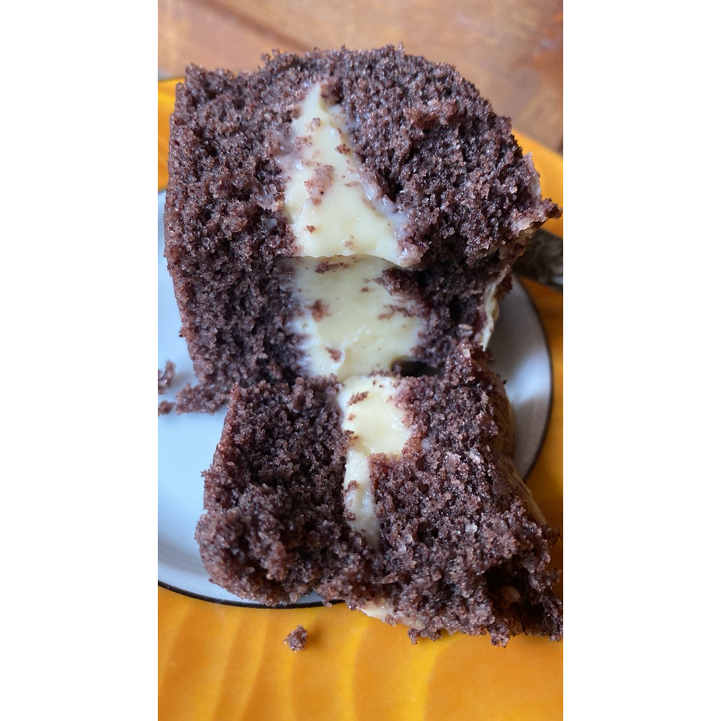 

bolu ketan hitam lumer keju