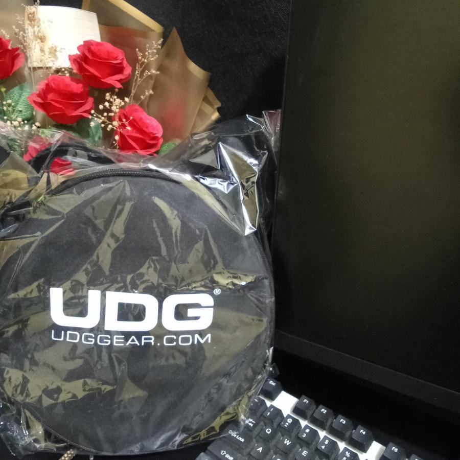 UDG ULTIMATE DIGI HEADPHONE BAG / tas headphone bag case