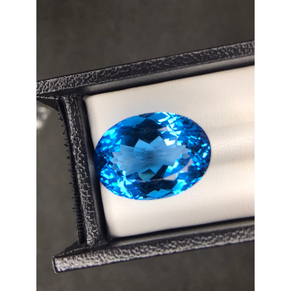 Natural Blue Topaz Swiss
