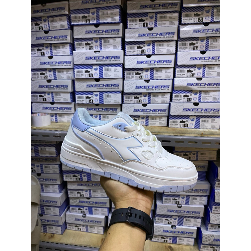 Sepatu diadora original wanita/ Diadora Nelo womens sneakers shoes-white