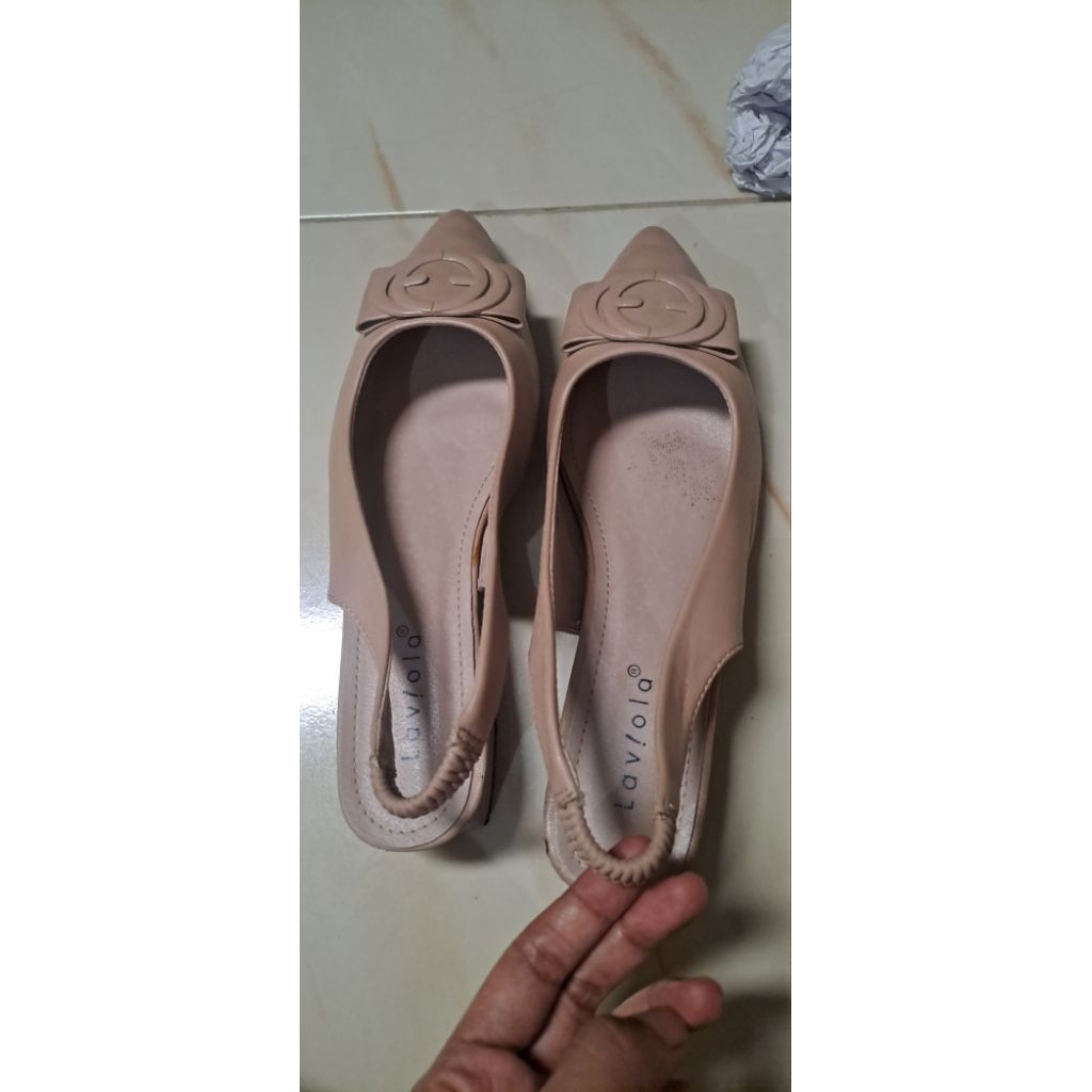 preloved laviola heels nude