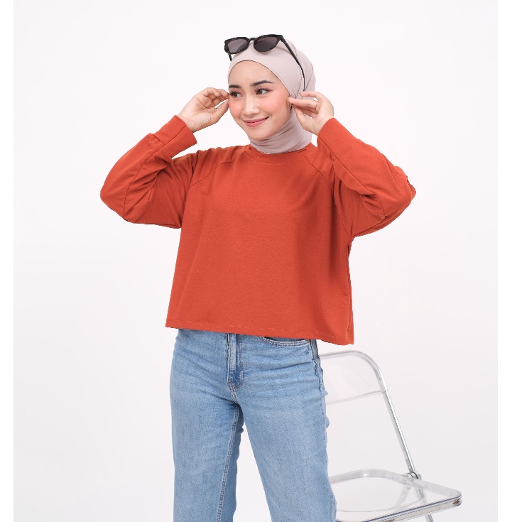 CROP TEE OVERSIZE KAOS POLOS CROP TOP LENGAN PANJANG HIJAB FRIENDLY
