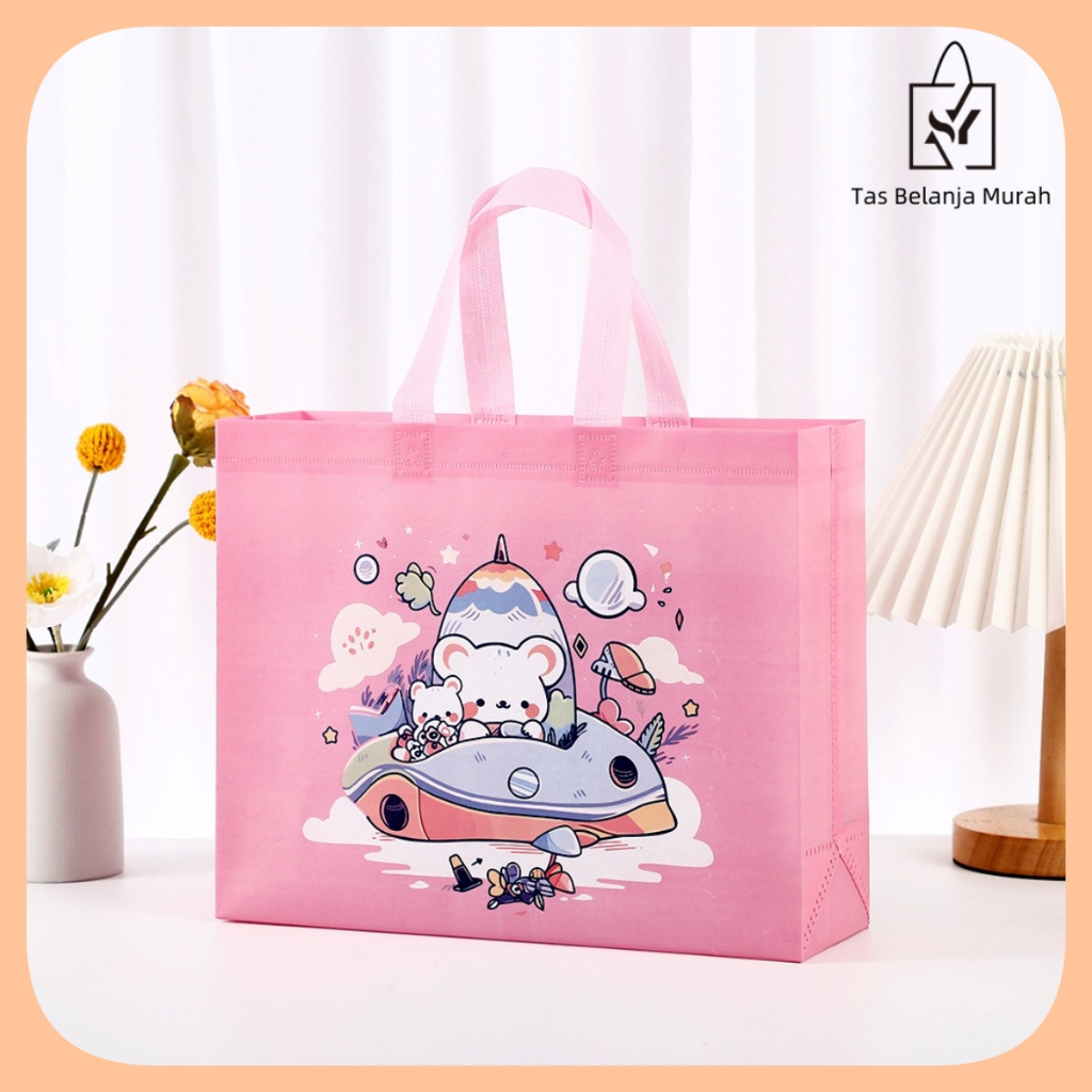 

Goodie bag-Tas Belanja tas Jinjing tas spunbond tas souvenir premium tebal dan kuat/Terlaris lipat jumbo/ waterproof/shopping bag Tas Belanja Murah Karakter Kartun-A26
