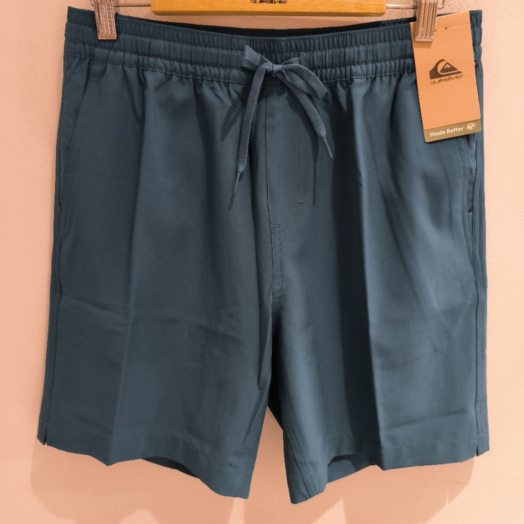 CELANA PENDEK QUIKSILVER TAXER AMPHIBIAN 18