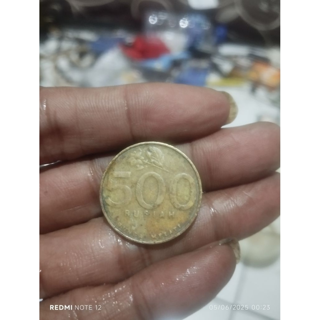 koin Logam 500 gambar melati dan garuda