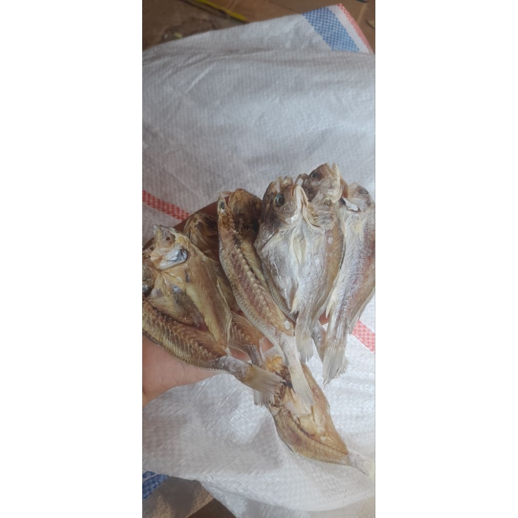 

ikan tetet kering(tawar)