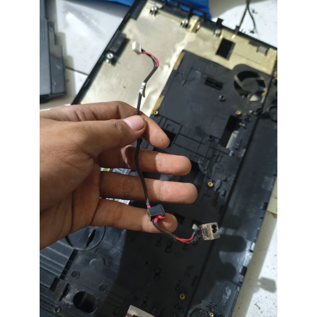 socket Charger laptop Toshiba c55 a5100 ori