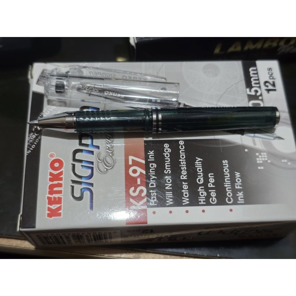 

ISI 12 PCS PULPEN Kenko Sign Pen KS-97 Tip 0.5mm isi 12 pcs GEL PENA CAIR BALLPEN PENA TANDA TANGAN KENKO