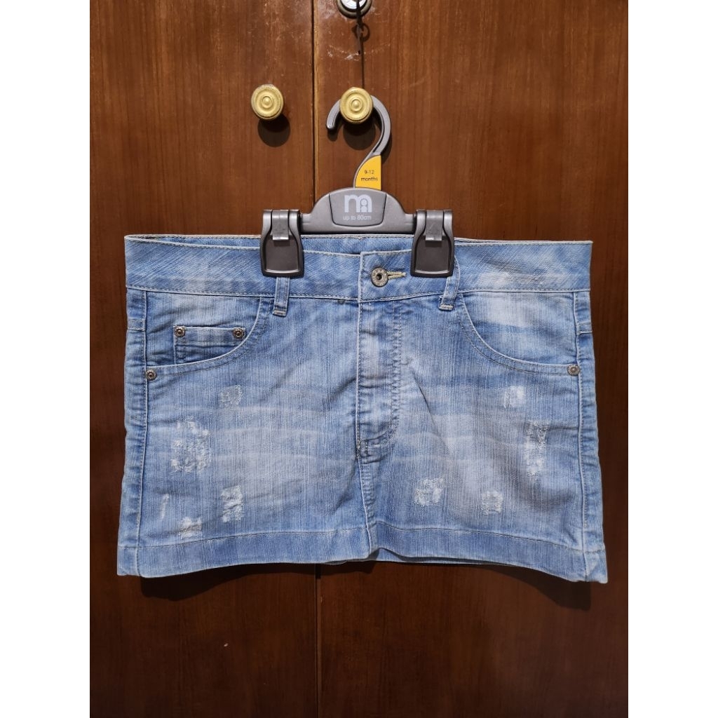 Zara mini jeans skirt for woman size S (preloved)
