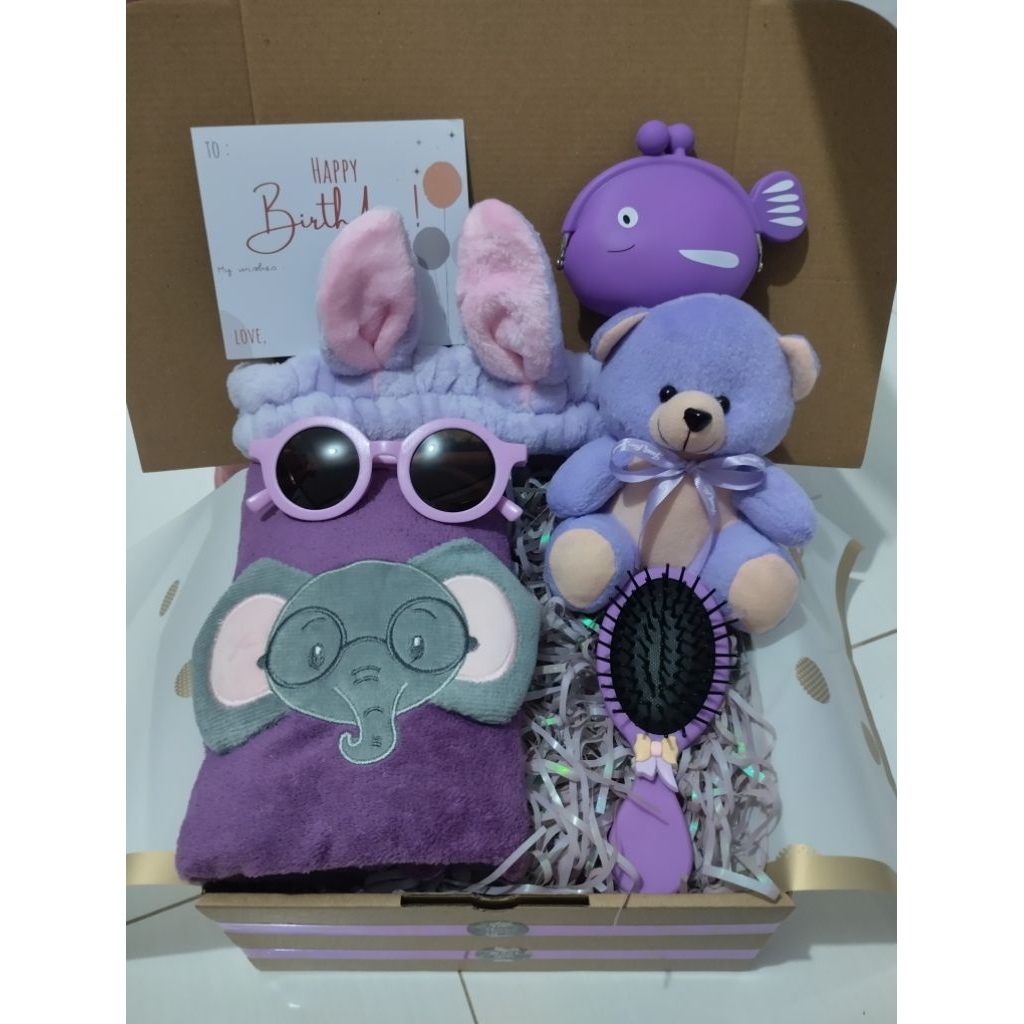 Hampers Kado Ulang Tahun Anak Perempuan Ungu