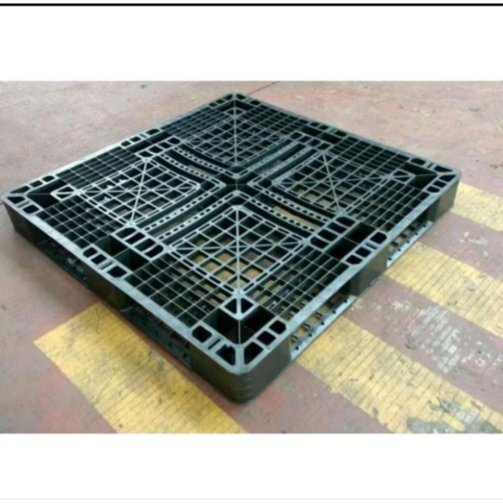 

palet pelastik bekas seperti baru ukuran 110x1101x15