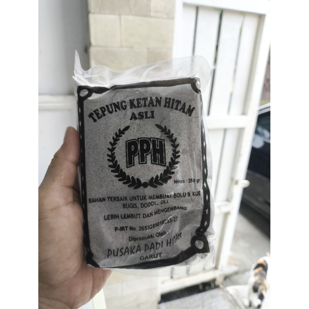 

Tepung Ketan Hitam PPH kemasan asli 250 gr