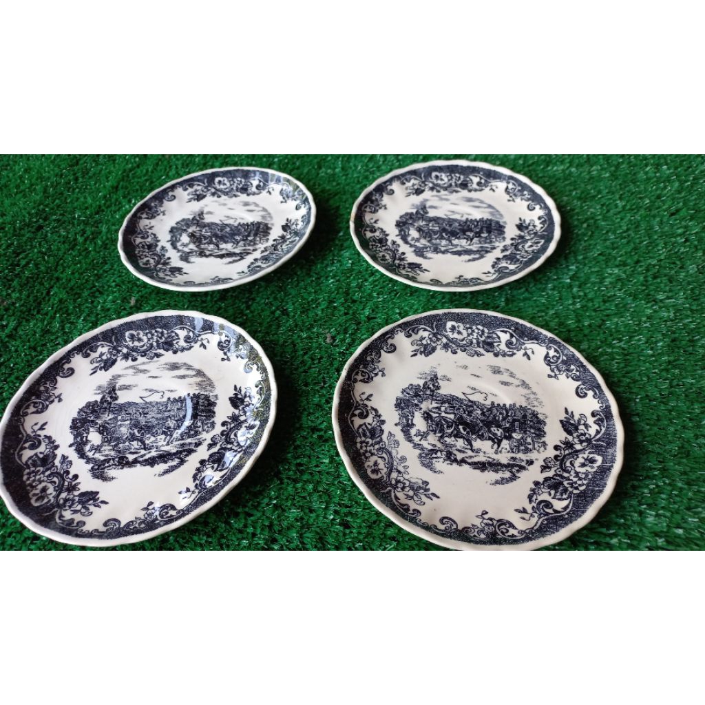 Piring Porceland Kuno