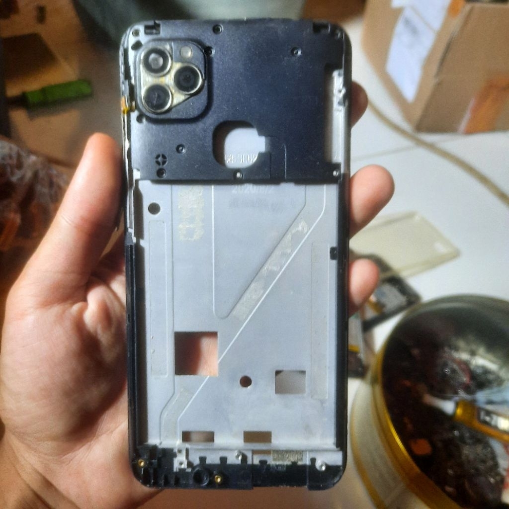 frame bazle midle/tulang tengah/tatakan lcd ADVAN G5 copotan