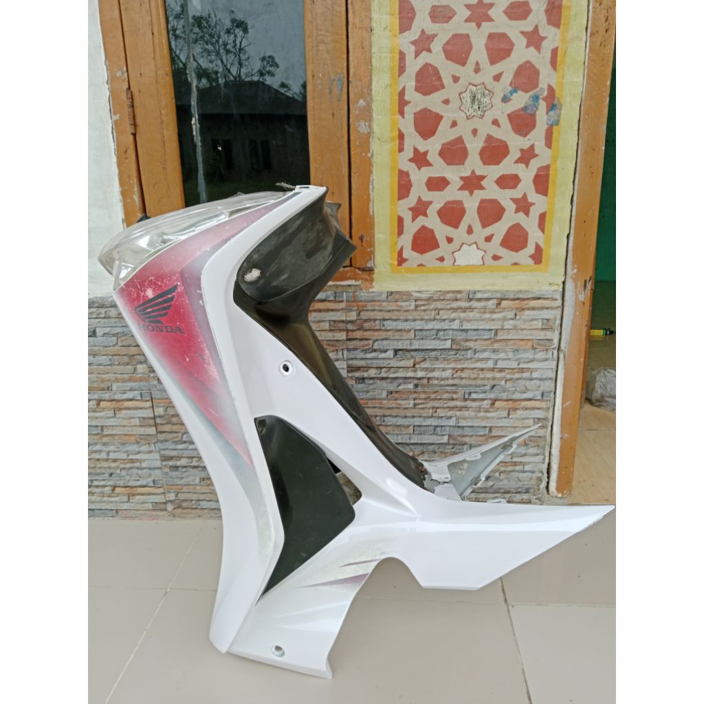 Kap bodi sayap depan supra x 125 helm in original coptan