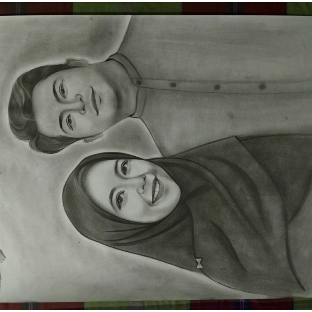 

LUKIS WAJAH A1 JUMBO 2 WAJAH 100% PENSIL