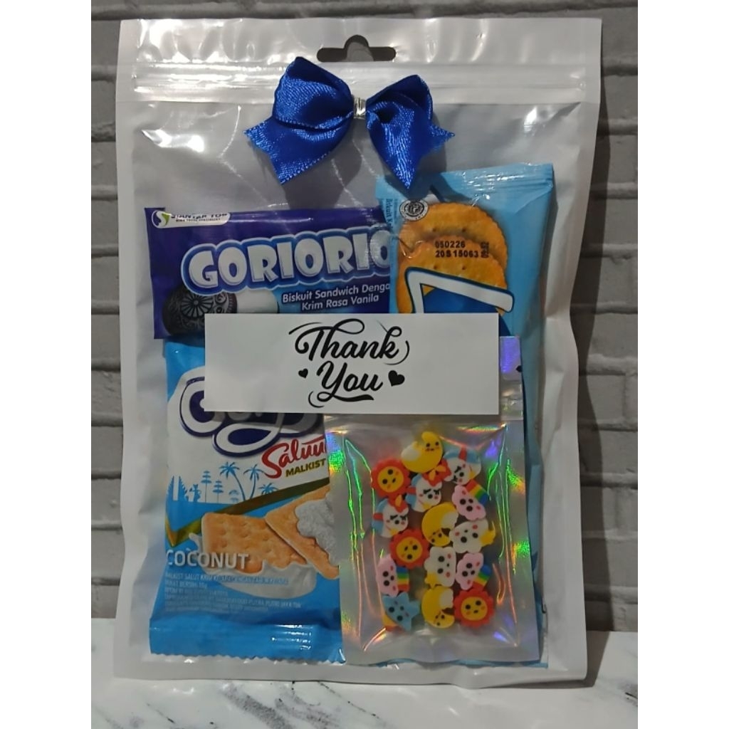 

Gift Mini Snack Biru / Hampers Camilan Sedang