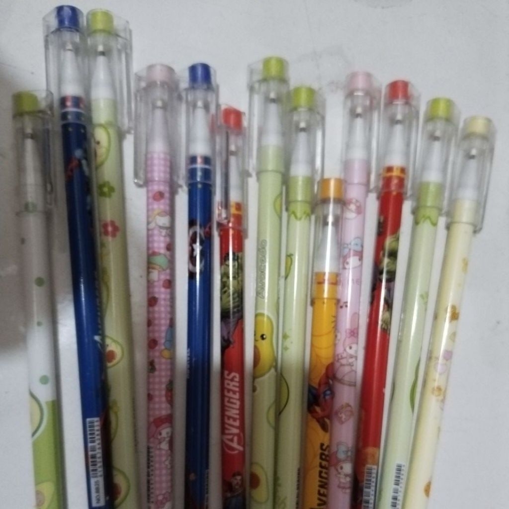 

BOLPEN / BALPOINT BISA DI HAPUS(ADA STIP)