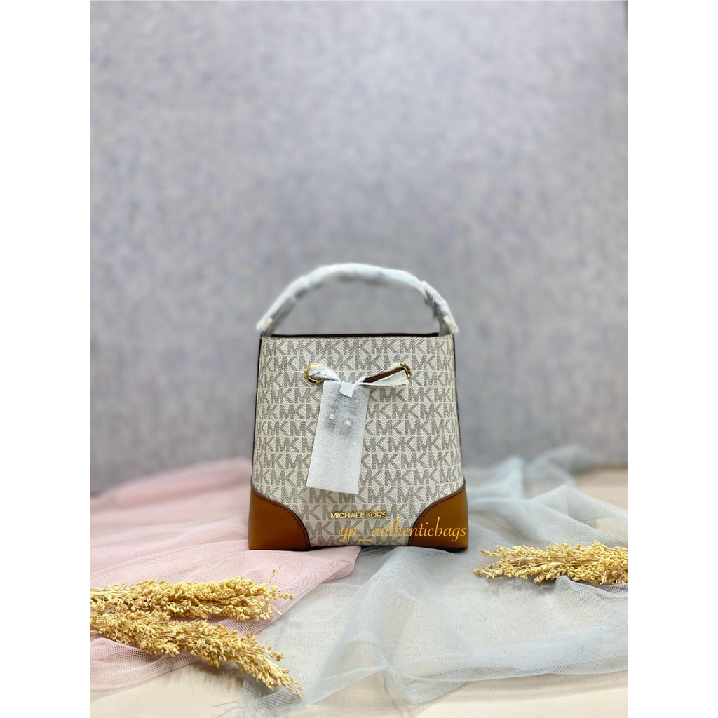 MK MERCER BUCKET BAG