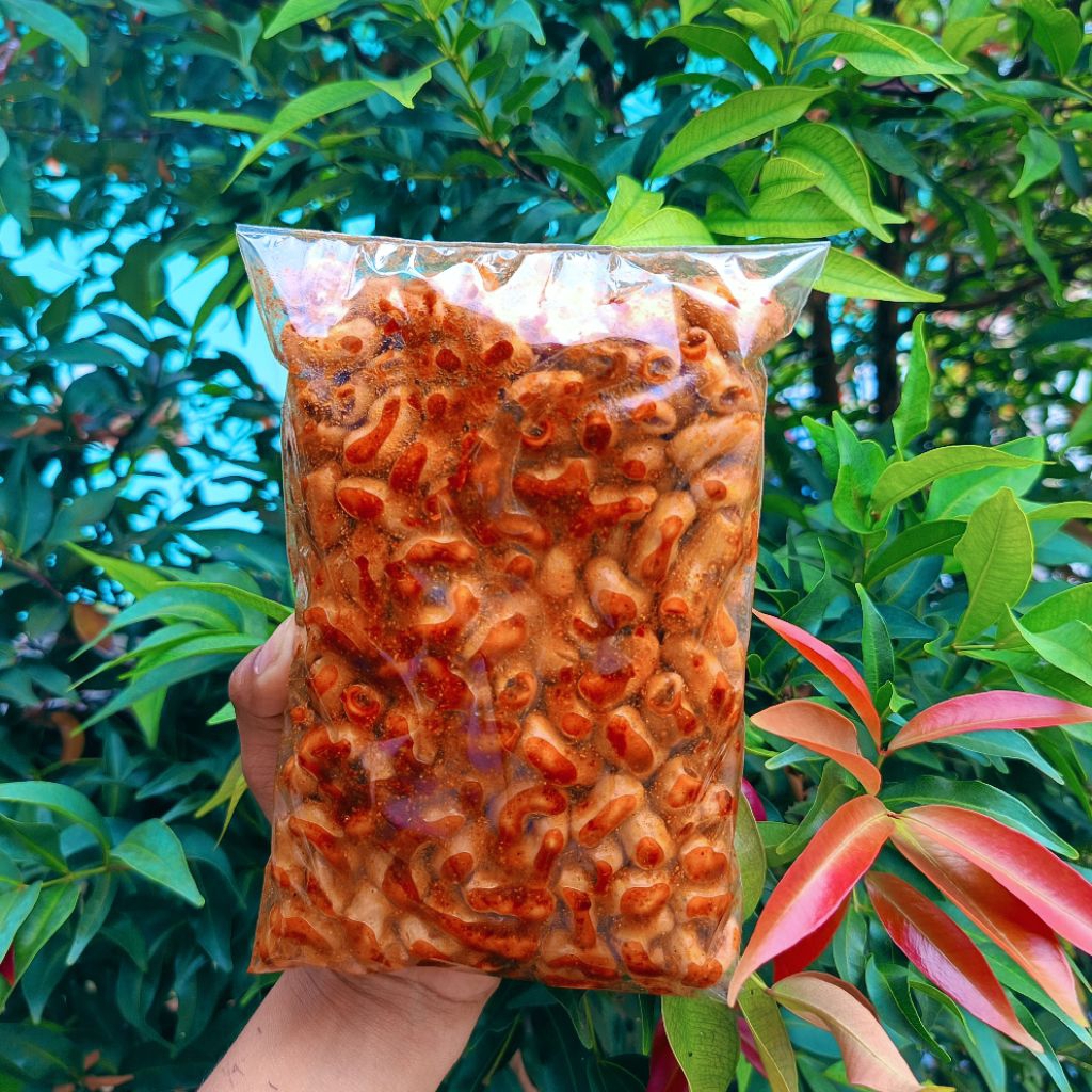 

Makaroni Bantet Pedas Daun 500 Gram TERMURAH