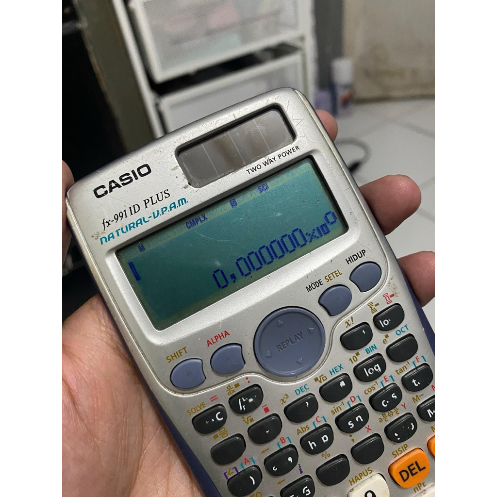 Calculator Casio Preloved/Bekas murah dan berfungsi dengan bakk.