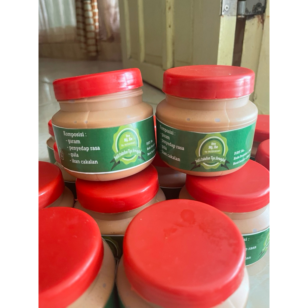 

Petis Ikan Super Premium Asli Madura 250gr Cap "Tiga Serangkai