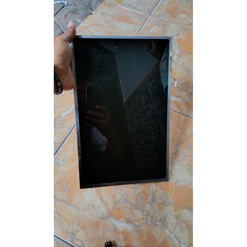 LCD LAPTOP HP/COMPACT PIN BESAR
