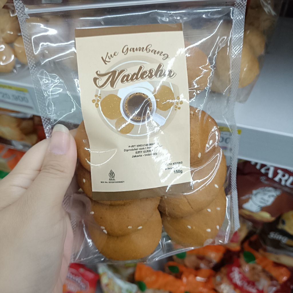 

Kue Gambang Nadesha 150gr