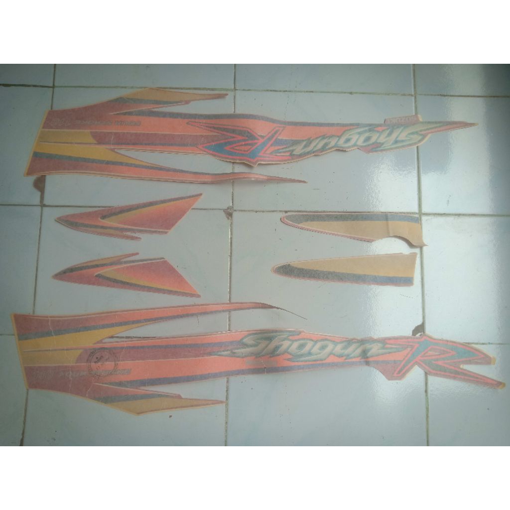 STRIPING STICKER STRIP STIKER SUZUKI SHOGUN110 NEW SHOGUN110NEW SHOGUN 110 NEW SHOGUN NEW 110 LAMINA