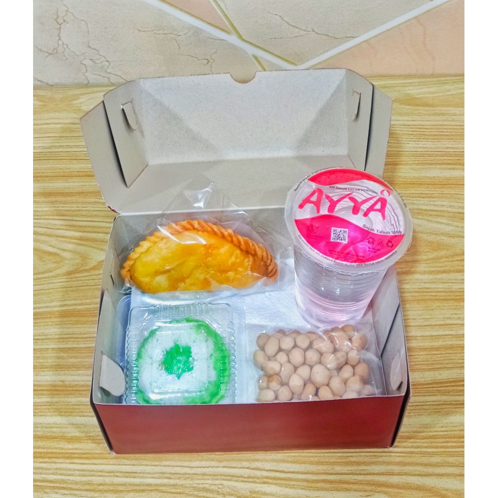 

Jual Paket Snack Box free Air mineral/Snack Box/Snack Box Murah/Snack 4 Macam/Snack Box Tangsel/Snack Box Depok