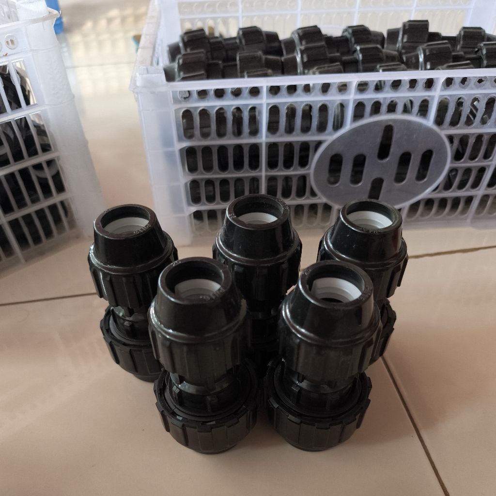 Reducer PIPA HDPE 1INCH KE 3/4 INCH