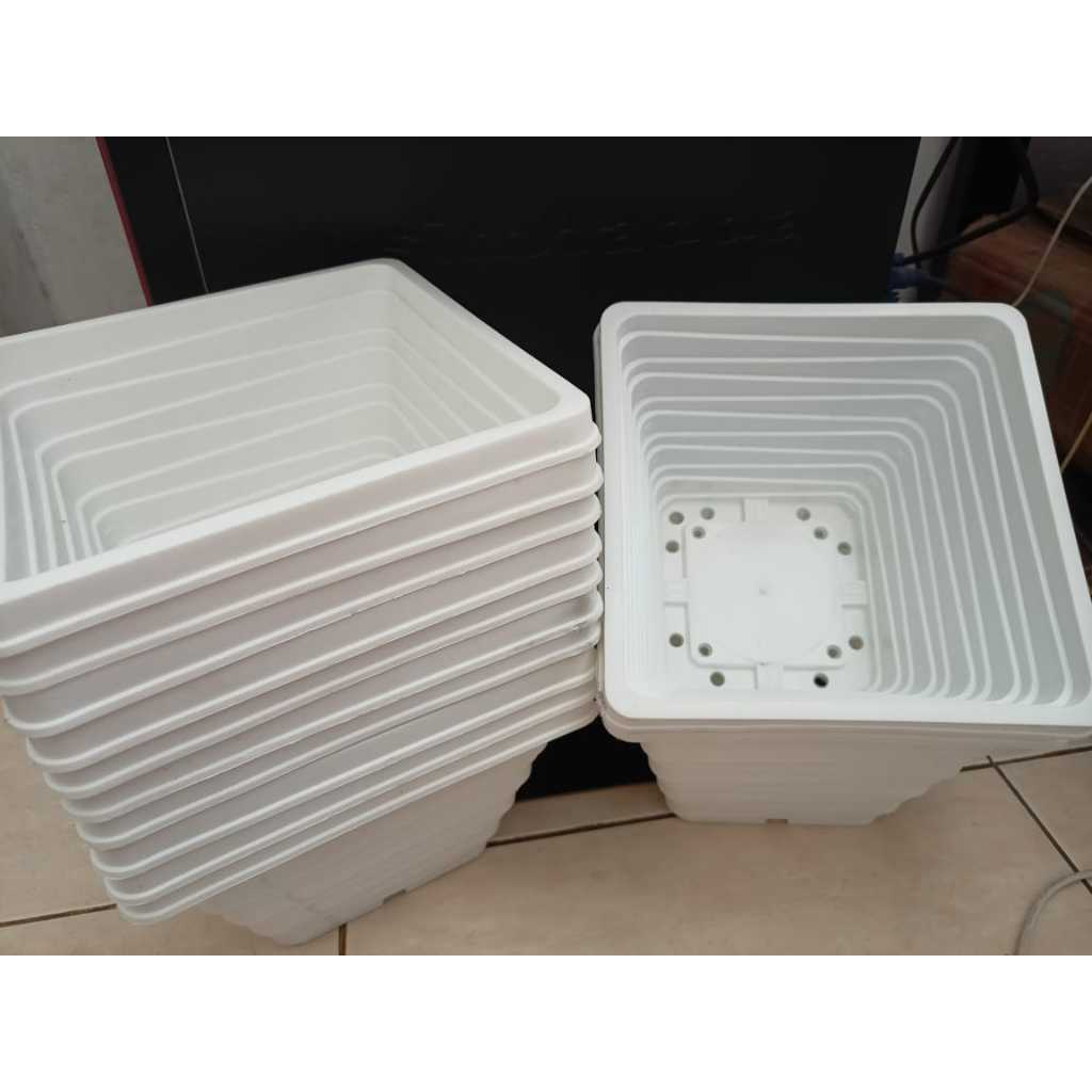 Pot Plastik Bunga/Tanaman Kotak Mozaik 21 Putih
