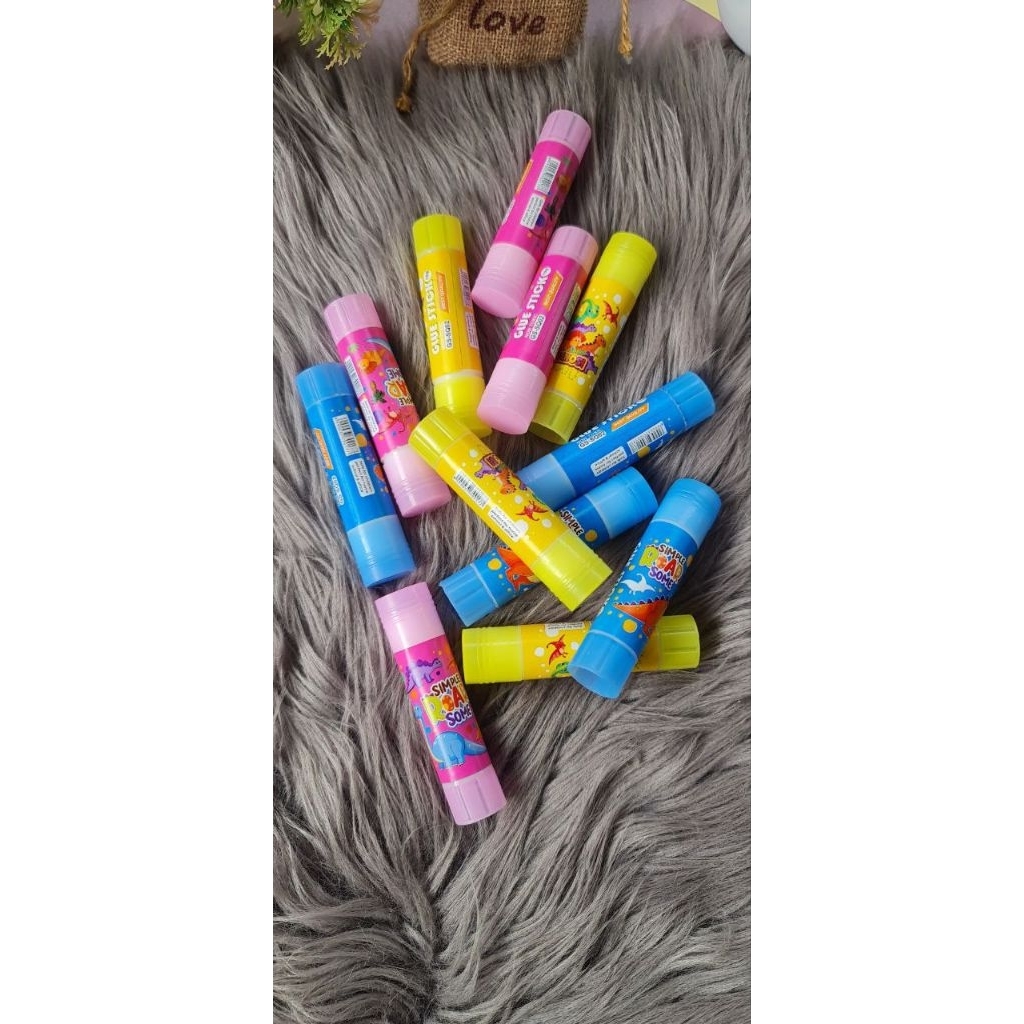 

lem glue stik karakter 10g