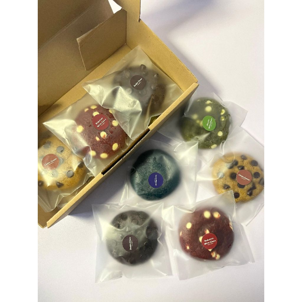 

Box of 5 Soft Cookies by Cookie Doovvie (Mix Varian)