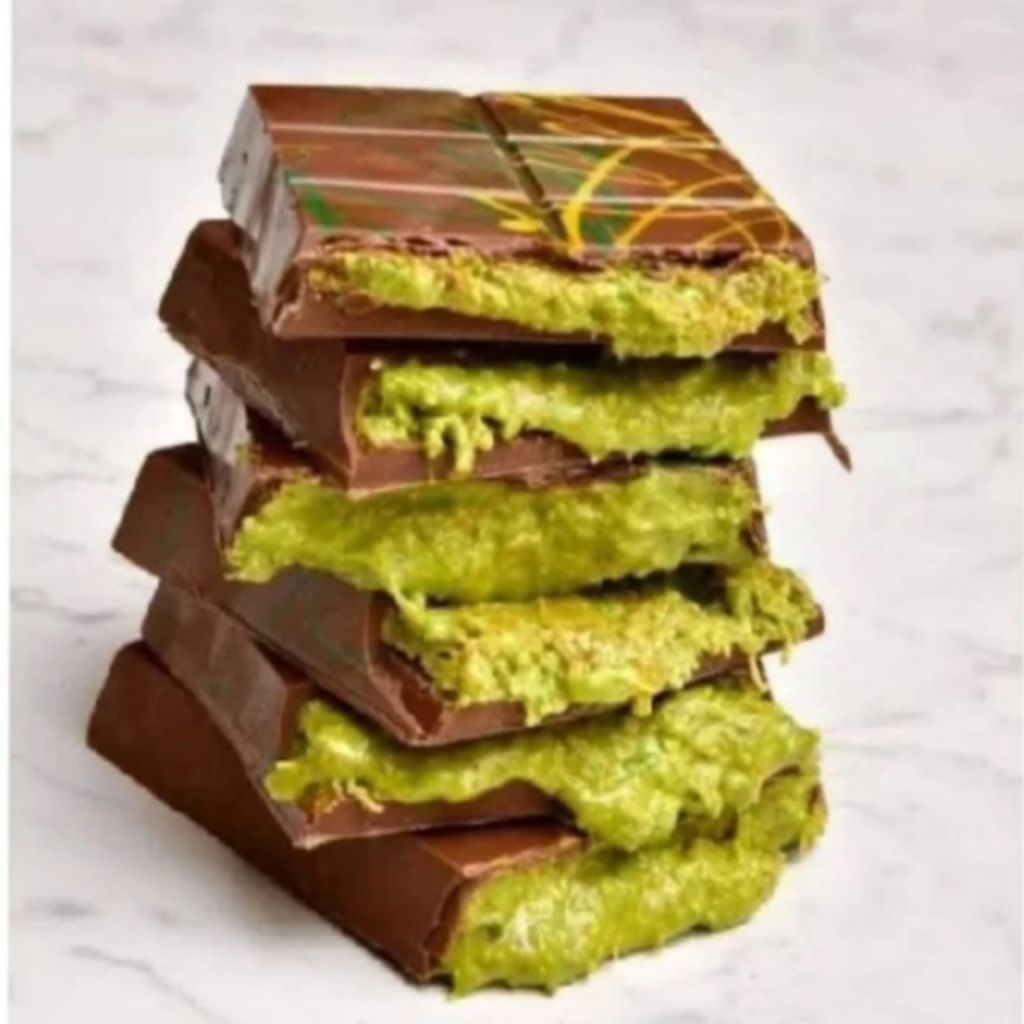 

COKLAT DUBAI PISTACHIO KUNAFE / CRISPY PISTACHIO KUNAFE BESAR MURAH JUMBO