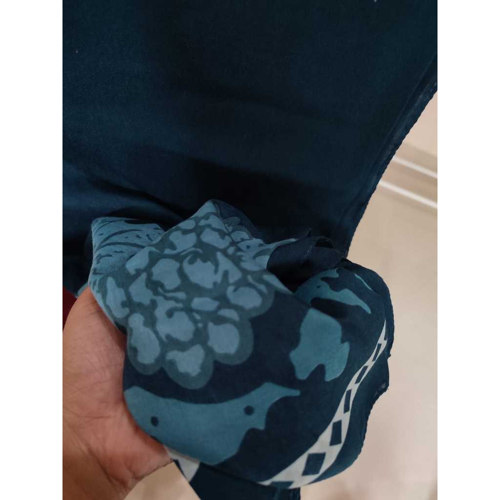 PL JILBAB MOTIF SEGI EMPAT WARNA HIJAU BOTOL