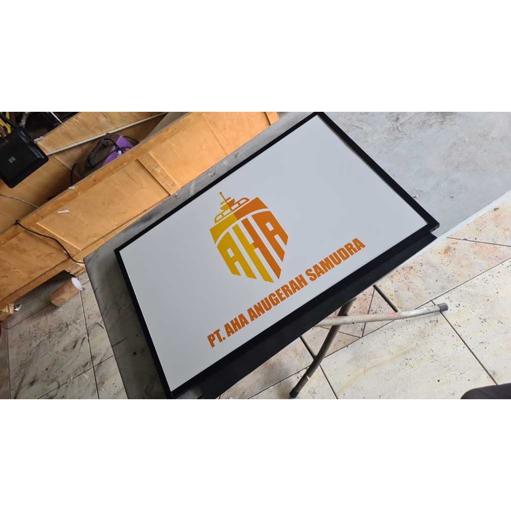 

Papan Nama Toko Kantor Instansi Ukuran 90x60 Custom Printing Nico Safety Surabaya