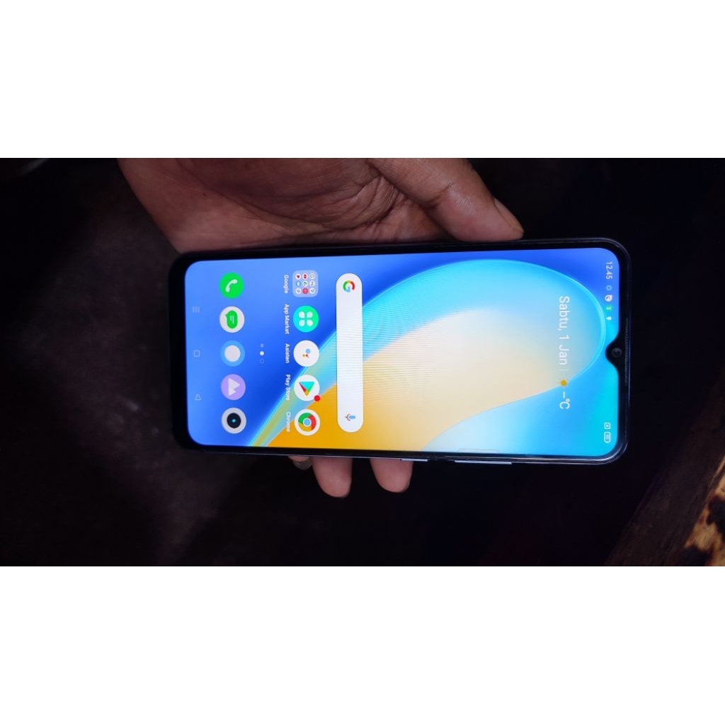 realmi narzo 20 4/64gb bekas normal semua minusnya pemakai sehari hari