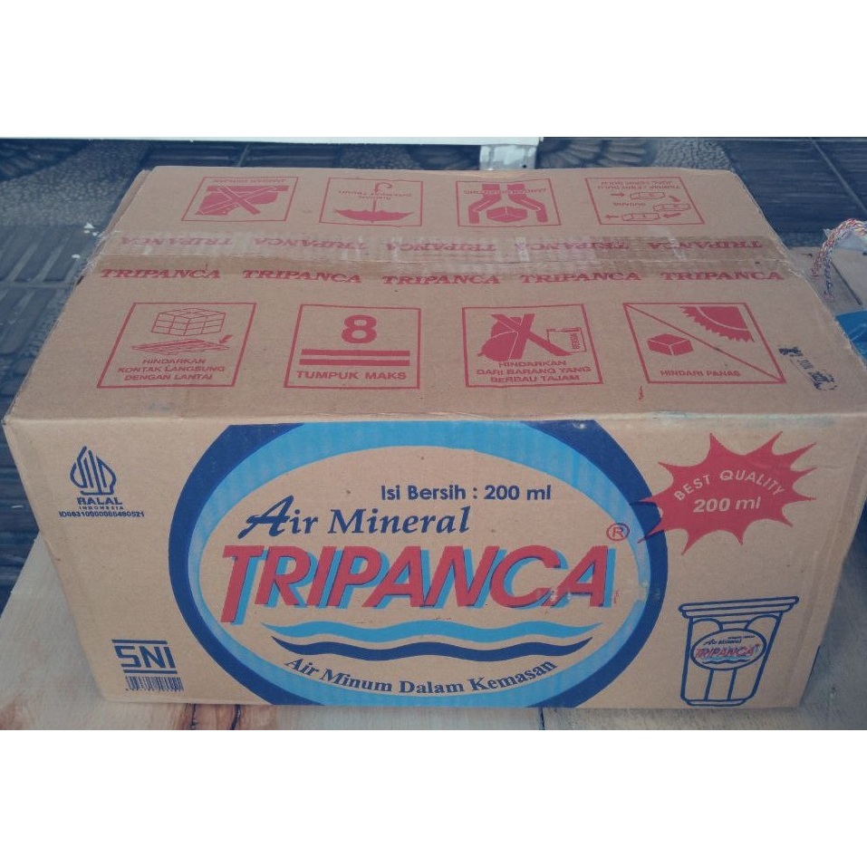 

Air Mineral Tripanca Cup 200 ml