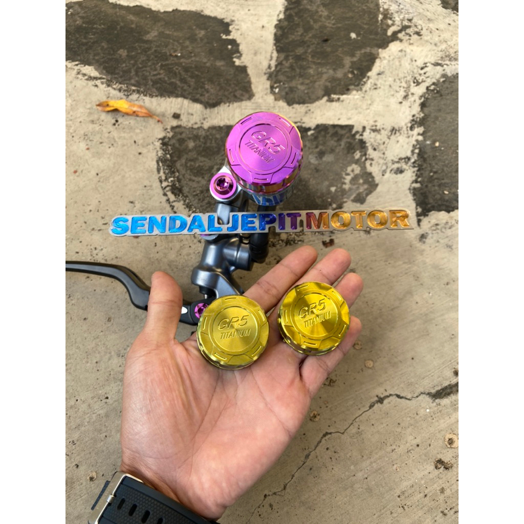 TITANIUM TUTUP TABUNG MASTER REM RCB S1 TUTUP TABUNG MINYAK REM RCB TITANIUM COVER TUTUP TABUNG MAST