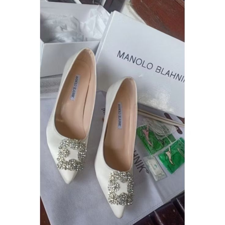 Manolo Blahnik heels putih premium preloved size 37