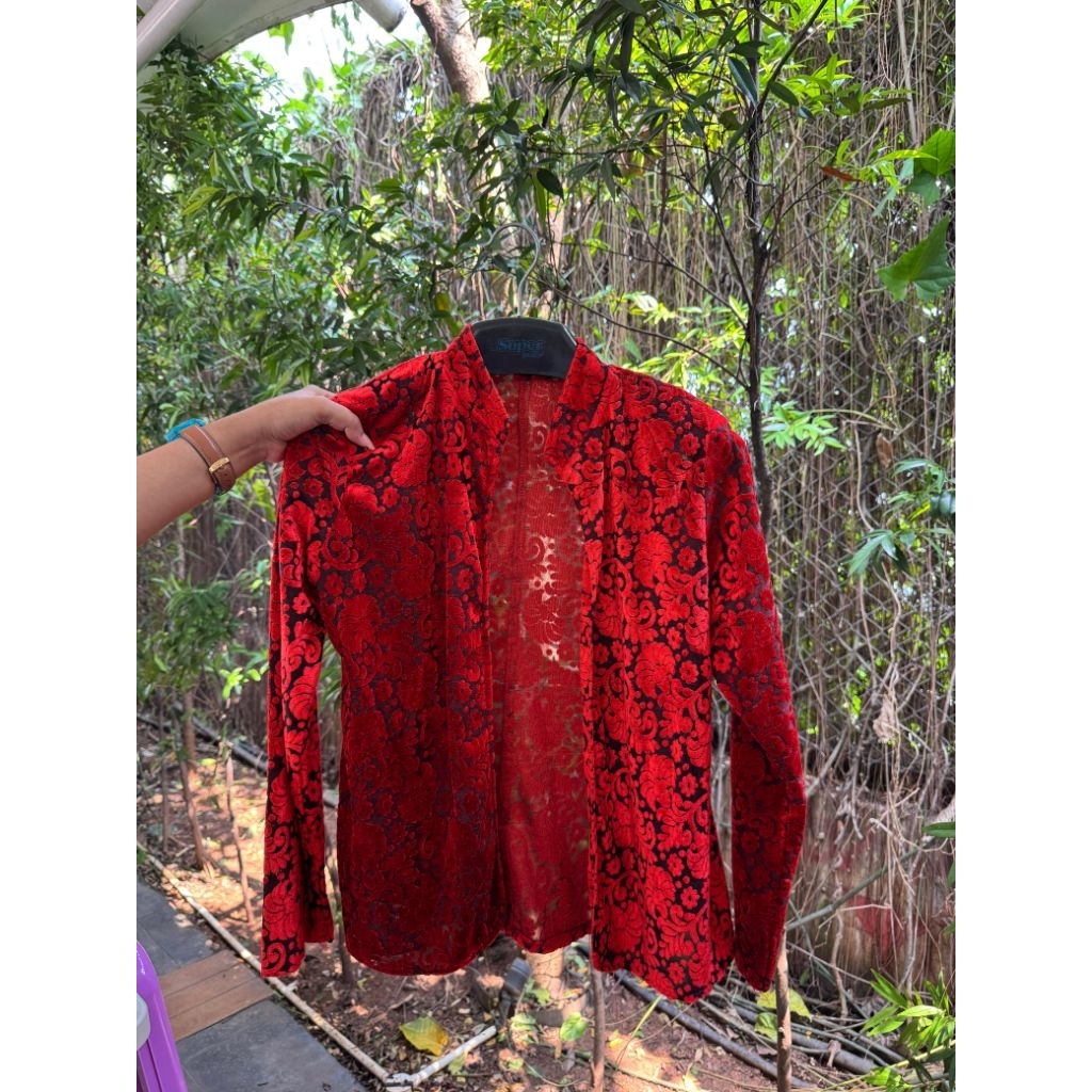 PRELOVED Outer Bludru