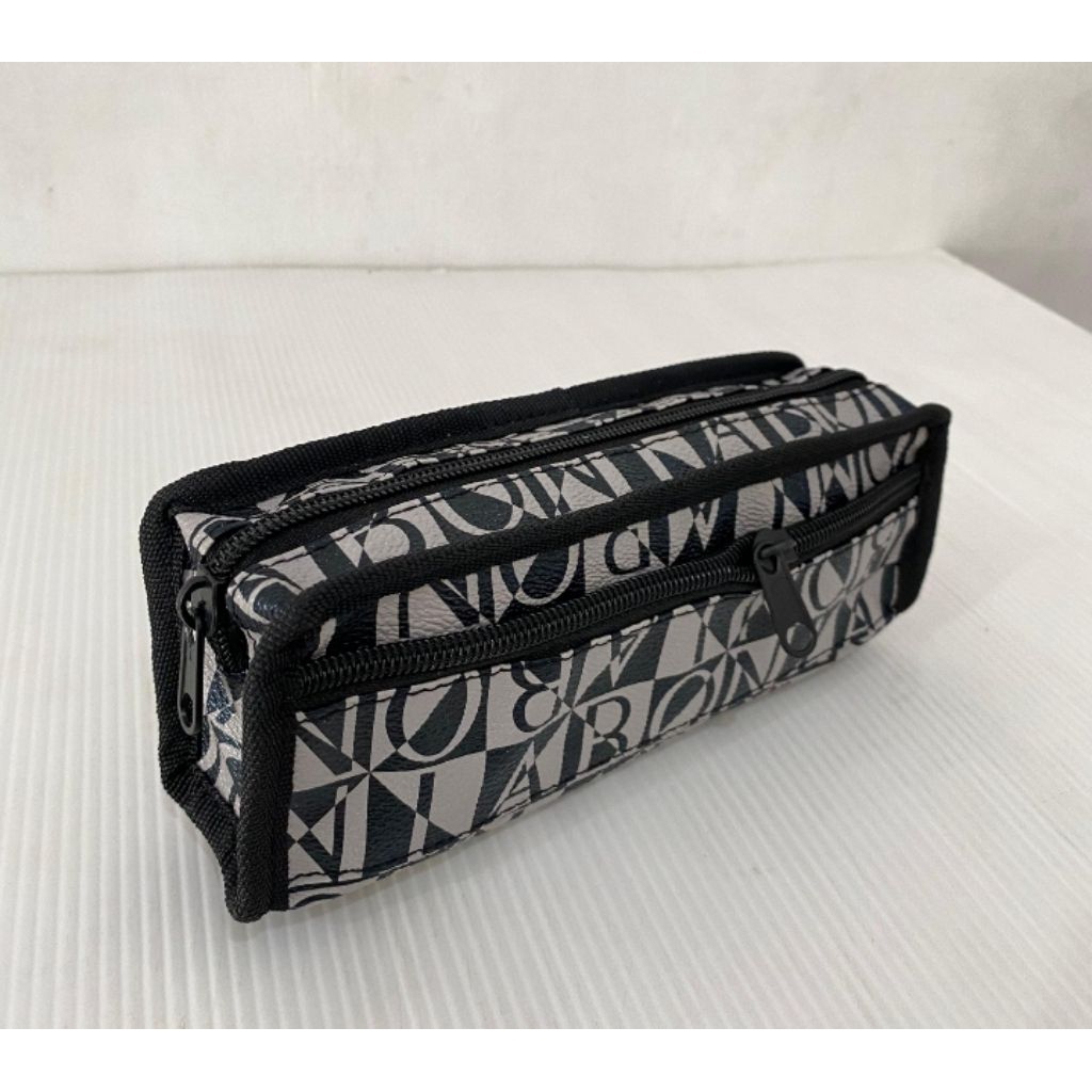

TEMPAT PINSIL/KOTAK PINSIL/ATK SEKOLAH DAN KANTOR BONBON