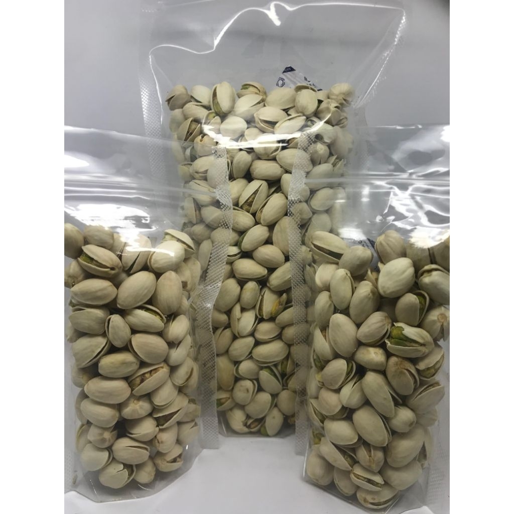 

Kacang Fustuk Renyah