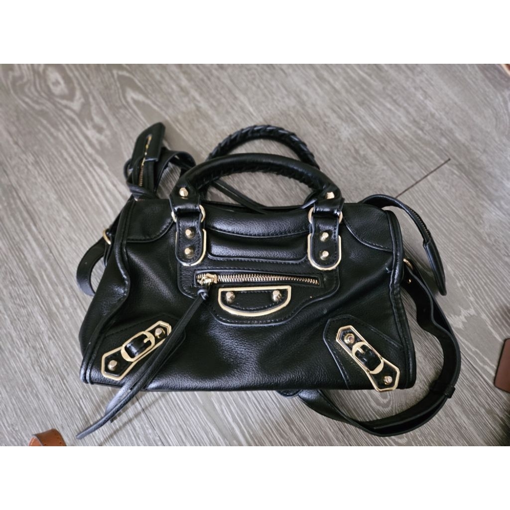 local brand ala balenciaga preloved